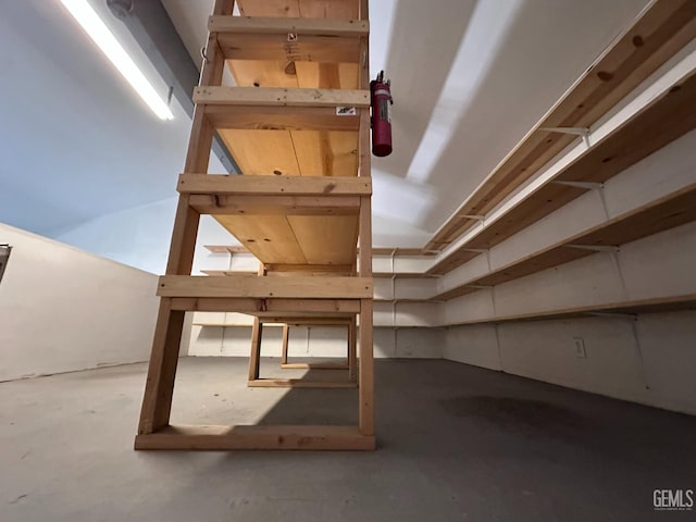 4049 Liz Dr, Bakersfield, CA 93312 - view of basement