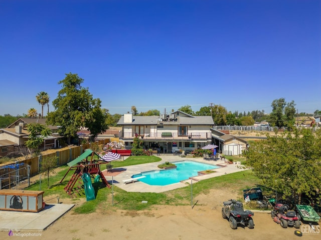 6351 Deacon Ave, Bakersfield, CA 93307 - photo 41