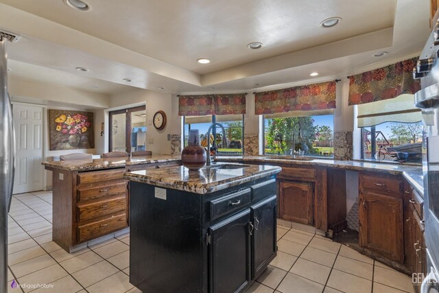 6351 Deacon Ave, Bakersfield, CA 93307 - photo 8