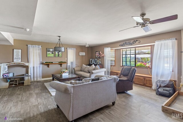 6351 Deacon Ave, Bakersfield, CA 93307 - photo 14