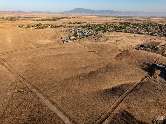 7000 Valley Ln, Bakersfield, CA 93306