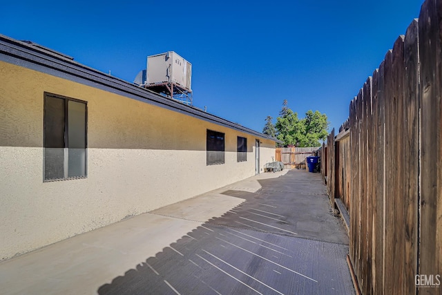 9604 Lea Oak Rd, Bakersfield, CA 93311 - view of patio / terrace