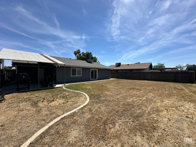5812 Appletree Ln, Bakersfield, CA 93309 - back of property featuring a patio