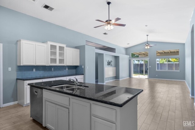 10415 Olympia Fields Dr, Bakersfield, CA 93312 - kitchen with a sink, a ceiling fan, dishwasher, lofted ceiling, and light wood-type flooring