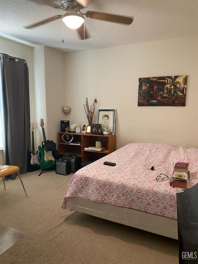 6208 Stonegate Dr, Bakersfield, CA 93306 - carpeted bedroom with a ceiling fan and a textured ceiling