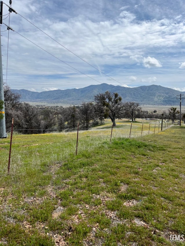 Listing photo 3 for 0 Glen Oak Rd, Caliente CA 93518