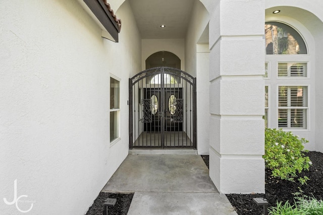 11009 Bright Water Way, Bakersfield, CA 93311 - entrance to property with a gate and stucco siding