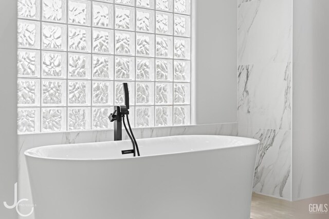 11009 Bright Water Way, Bakersfield, CA 93311 - full bathroom featuring a freestanding bath