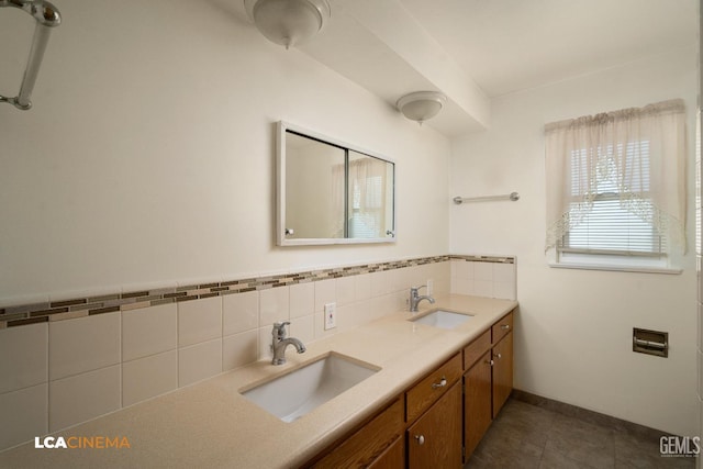 510 Garnsey Ave, Bakersfield, CA 93309 - photo 19