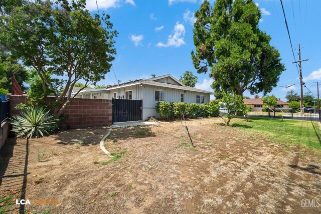 510 Garnsey Ave, Bakersfield, CA 93309 - photo 6