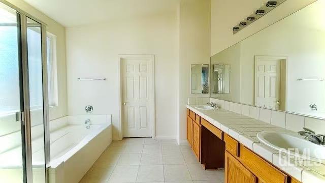 1304 Torulosa Dr, Bakersfield, CA 93311 - photo 10