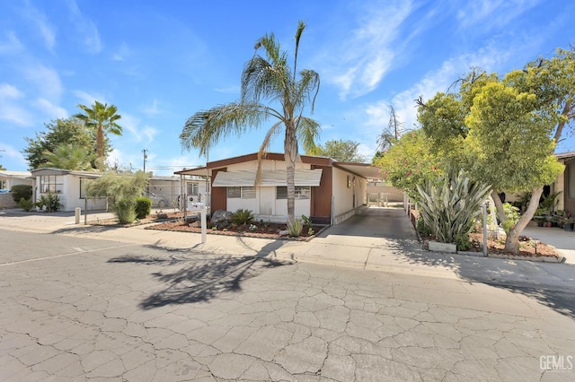 3601 S Chester Ave Unit 12, Bakersfield, CA 93304 - view of manufactured / mobile home