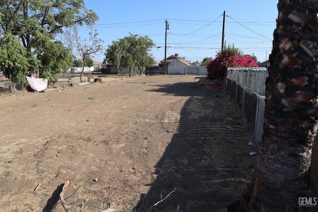 1411 Lake St, Bakersfield CA, 93305 land for sale