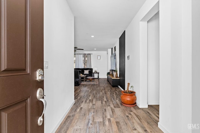 7900 Linden Tree Ave, Bakersfield, CA 93313 - foyer featuring recessed lighting, wood finished floors, and baseboards