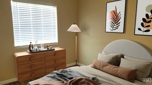 9057 Mackenzie Ct, Bakersfield, CA 93306 - bedroom with baseboards