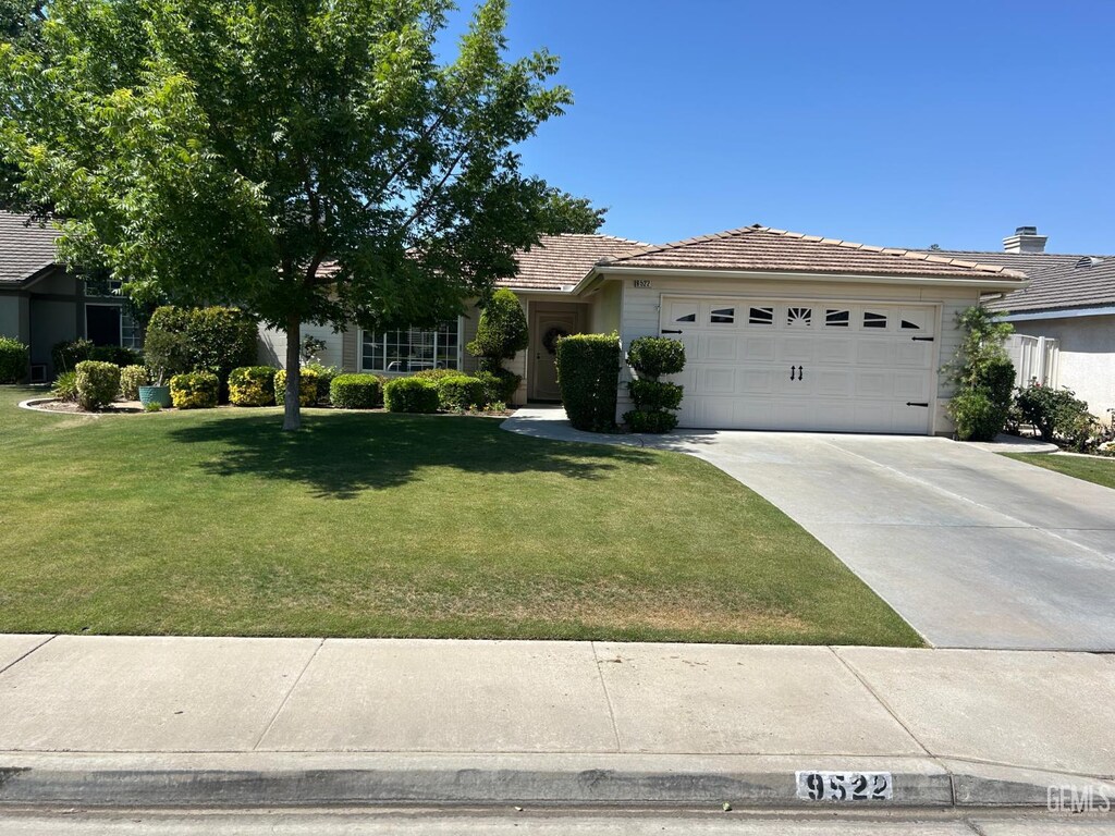 9522 Ravenrock Dr, Bakersfield, CA 93312 - photo 1
