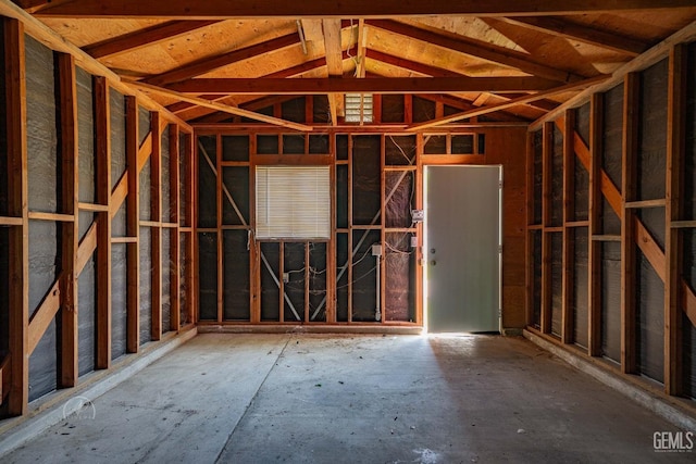 819 P St, Bakersfield, CA 93304 - miscellaneous room with vaulted ceiling