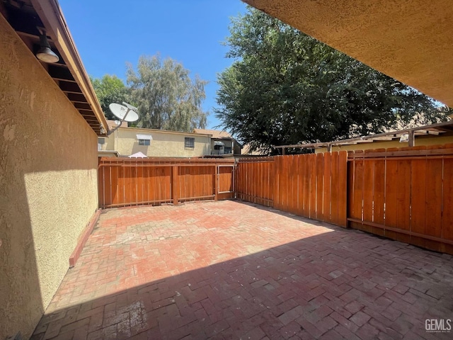 5000 Nordic Dr Unit 3, Bakersfield, CA 93309 - view of patio