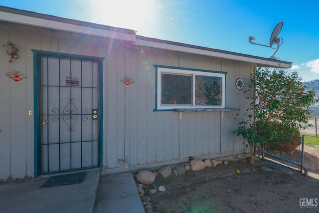 view of property entrance