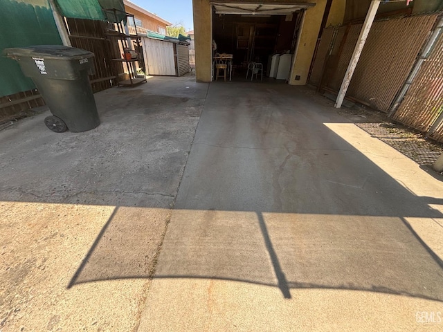 1105 Vanderbilt Dr, Bakersfield, CA 93305 - view of patio / terrace featuring an outbuilding