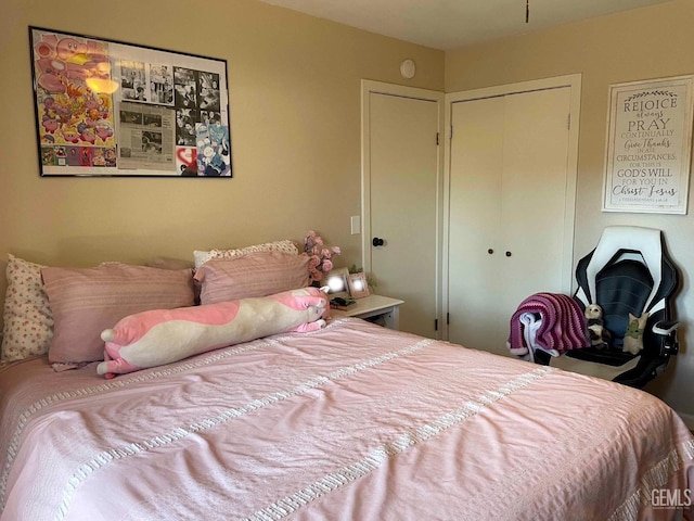 4747 W Iris Ave, Visalia, CA 93277 - bedroom with a closet