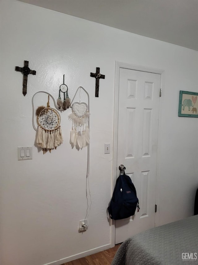 9101 Kern Island St, Bakersfield, CA 93307 - bedroom featuring wood finished floors and baseboards