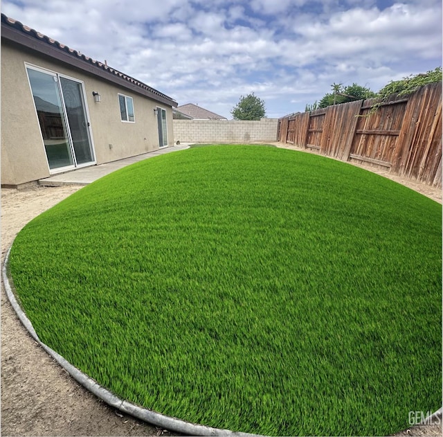 9400 Carriage Creek Ct, Bakersfield, CA 93311 - view of yard