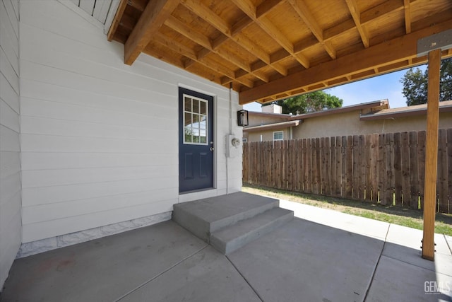 329 F St, Bakersfield, CA 93304 - entrance to property with fence and a patio area