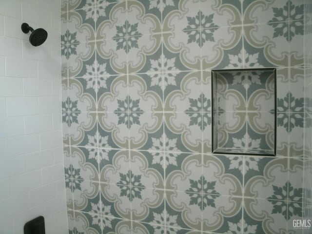 3111 Bucknell St, Bakersfield, CA 93305 - bathroom view of a tile shower