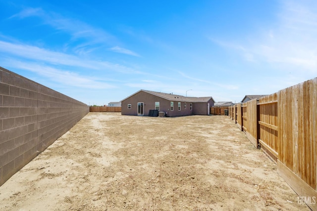 14300 Shady Tree Ct, Bakersfield, CA 93314 - photo 30