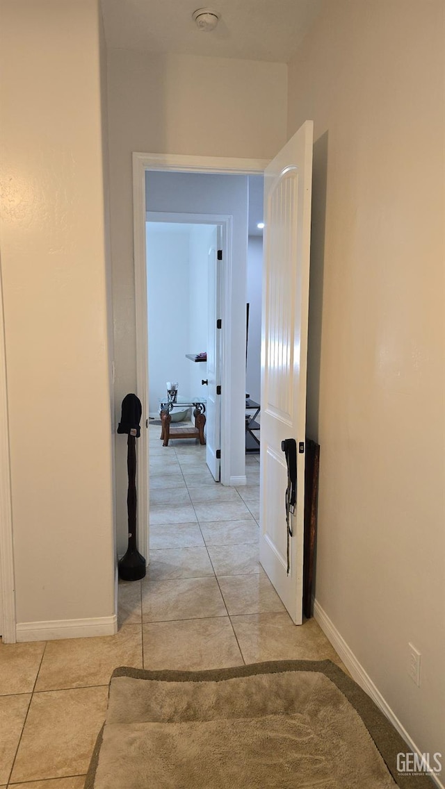 6304 Stanley St, Bakersfield, CA 93308 - corridor featuring baseboards