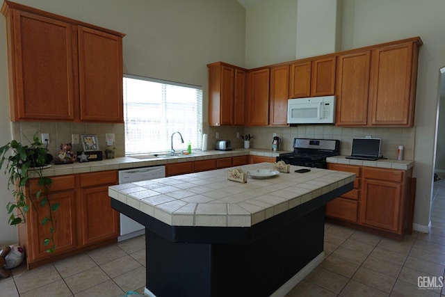 5308 W Elk Run Ct, Bakersfield, CA 93314 - photo 10