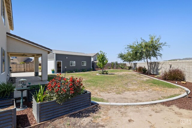 15733 Renteria Dr, Bakersfield, CA 93314 - photo 46