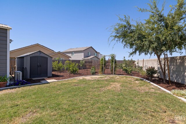 15733 Renteria Dr, Bakersfield, CA 93314 - photo 47