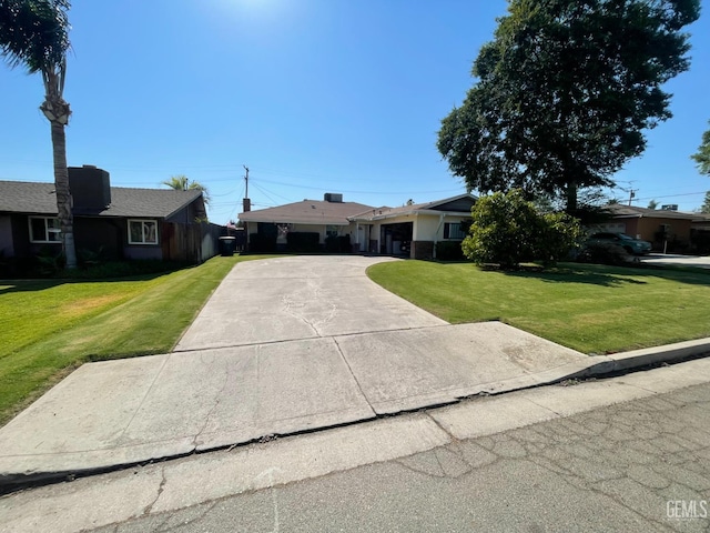 3004 Saratoga St, Bakersfield, CA 93306 - photo 1