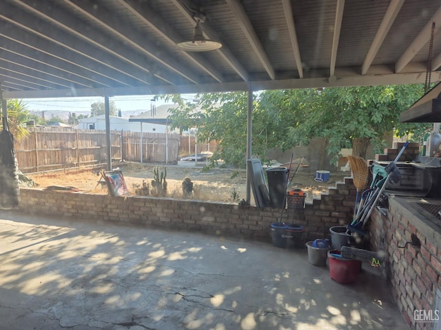 401 Van Buren St, Taft, CA 93268 - photo 17
