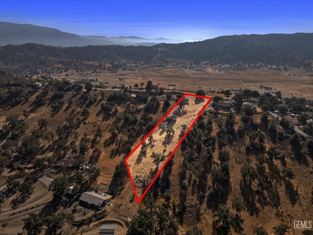 Listing photo 2 for 26981 Oakflat Dr, Tehachapi CA 93561