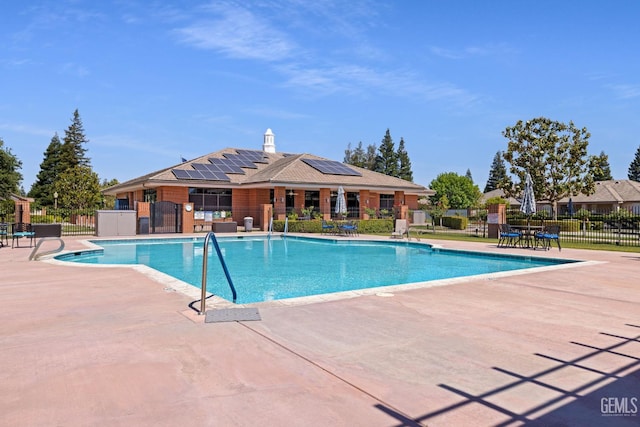 3010 Tea Rose St, Bakersfield, CA 93311 - community pool featuring a patio