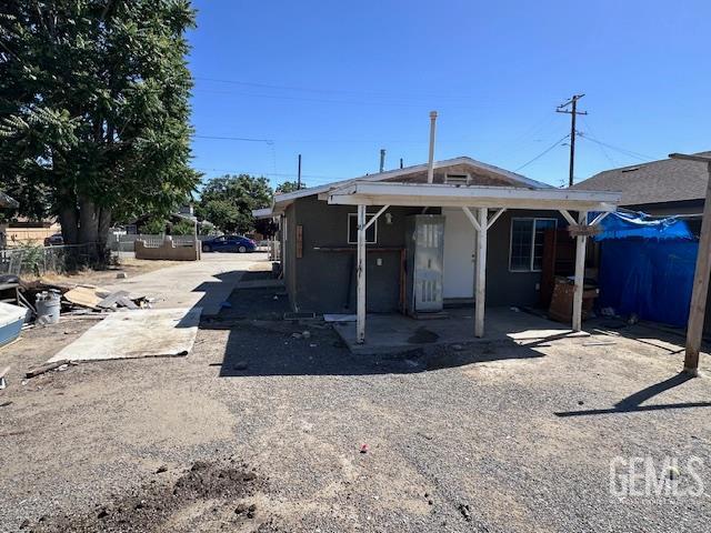 780 Mayer Ln, Bakersfield, CA 93263 - rear view of house with a patio