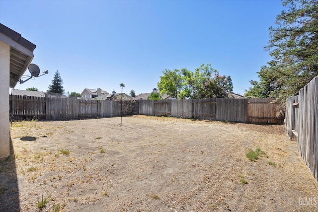 7507 Hidden Bridge Dr, Bakersfield, CA 93313 - view of fenced backyard