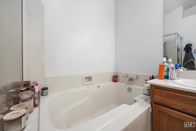 7507 Hidden Bridge Dr, Bakersfield, CA 93313 - bathroom with vanity and a garden tub