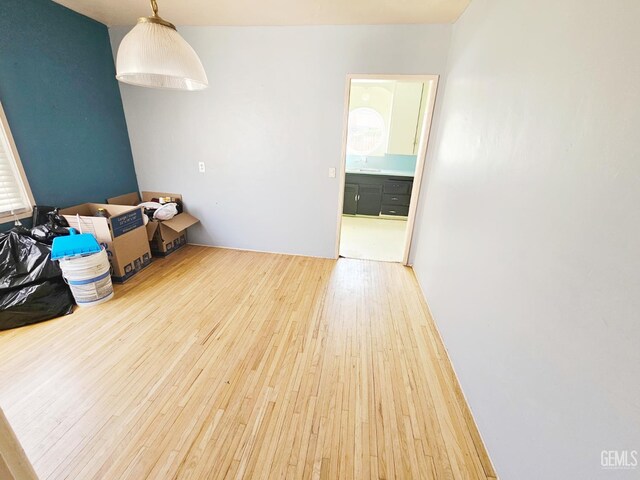 2313 Alturas Dr, Bakersfield, CA 93305 - washroom featuring washer and dryer and light floors