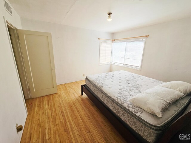 2313 Alturas Dr, Bakersfield, CA 93305 - bedroom featuring light wood-style floors