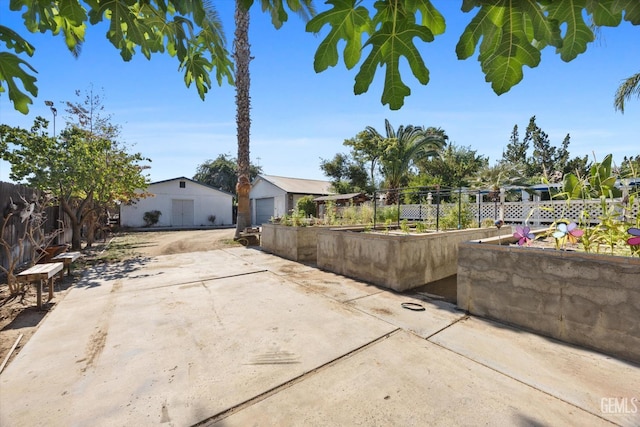14800 Westdale Dr, Bakersfield, CA 93314 - photo 52