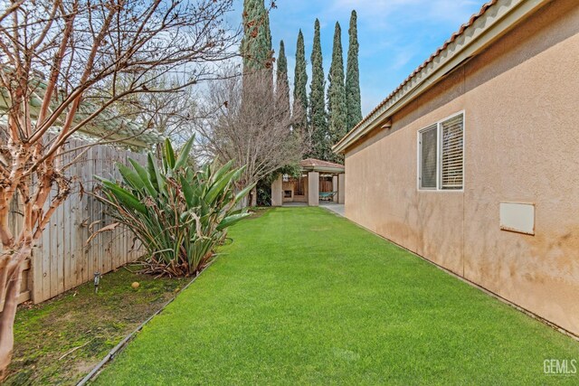 6413 Lavender Gate Dr, Bakersfield, CA 93312 - view of yard with a gazebo