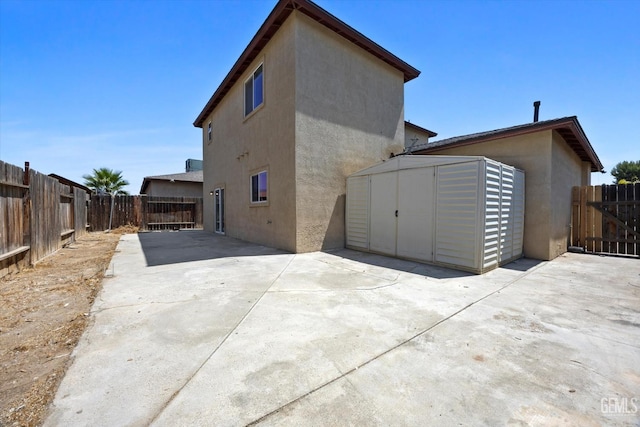 220 Ixtapa Dr, Bakersfield, CA 93307 - photo 32