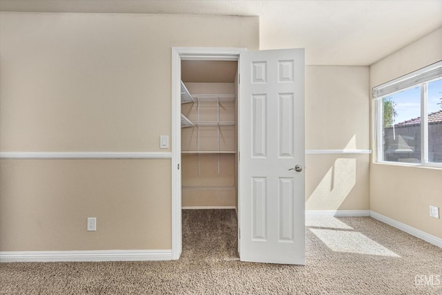 10318 Roehampton Ave, Bakersfield, CA 93312 - view of closet