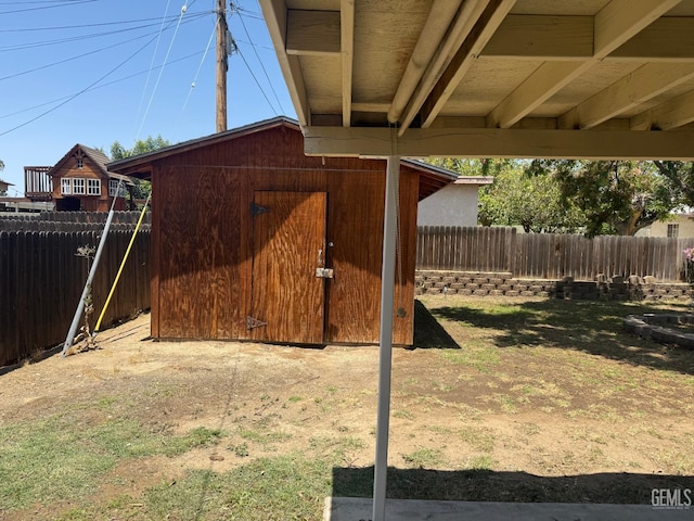 1708 Bower St, Bakersfield, CA 93305 - fenced backyard with a shed