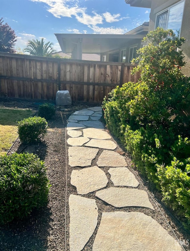 9909 Stockholm Pl, Bakersfield, CA 93306 - view of patio