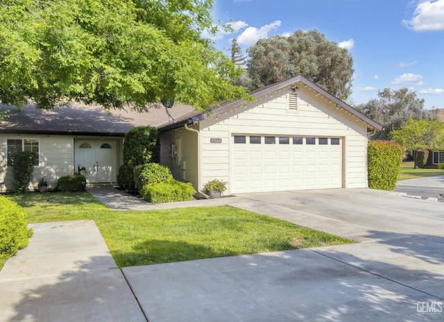 13160 Game Set Way, Bakersfield, CA 93306 - single story home featuring a front yard, concrete driveway, and a garage